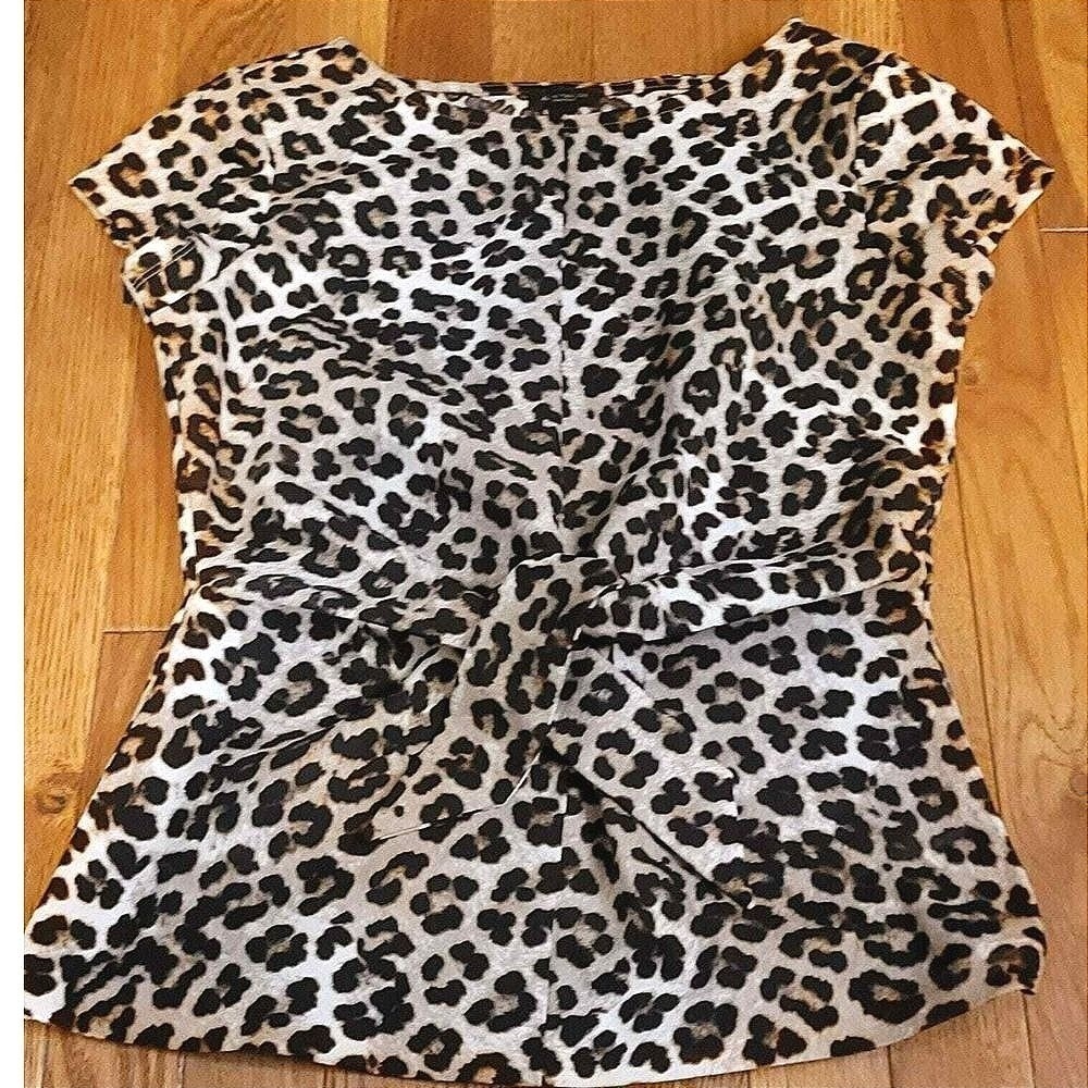 Ann Taylor Animal Print Top XS Brown Black Twist Cheetah Cap Sleeve Mob Wife